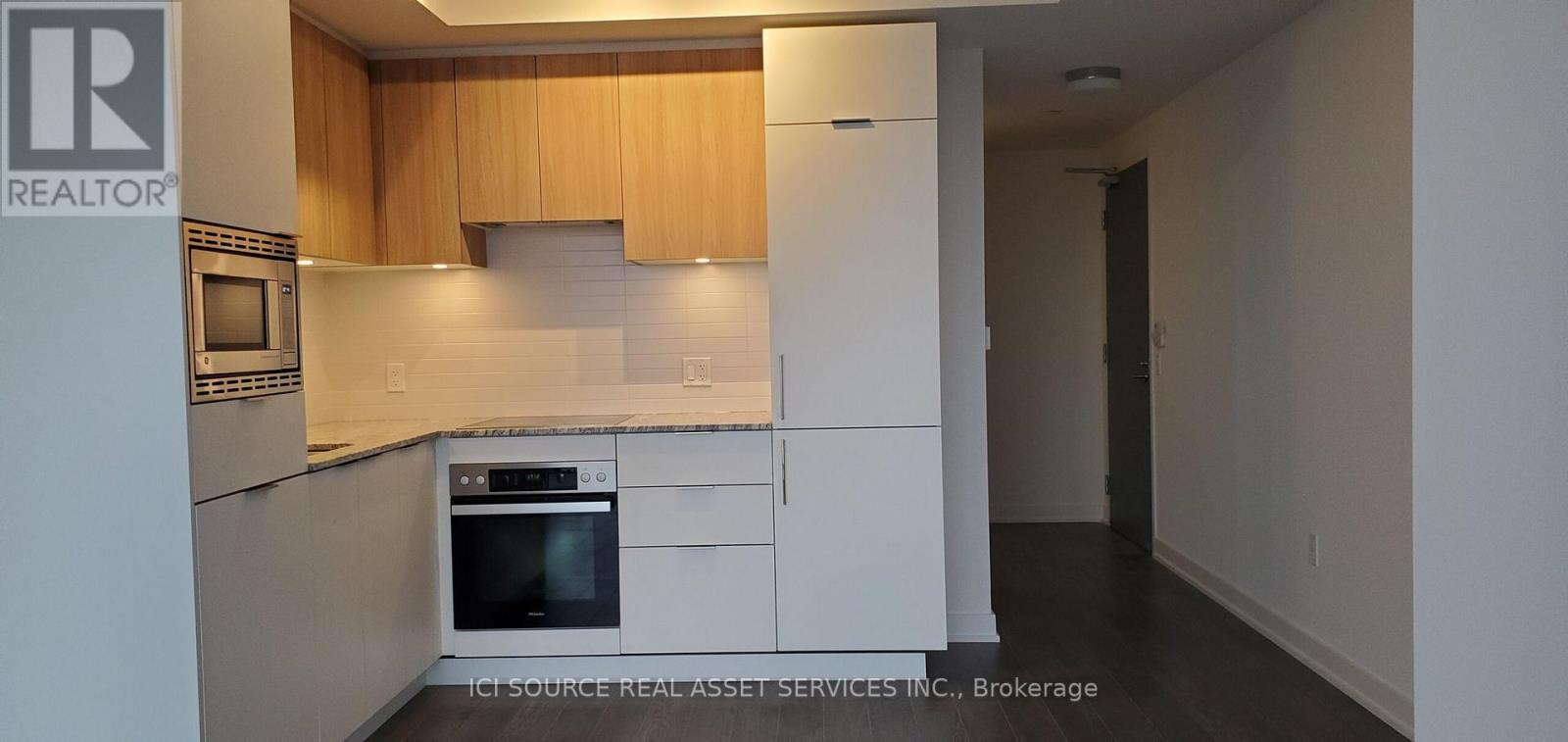2206 - 50 O'neill Road, Toronto, Ontario  M3C 0R1 - Photo 6 - C12143580