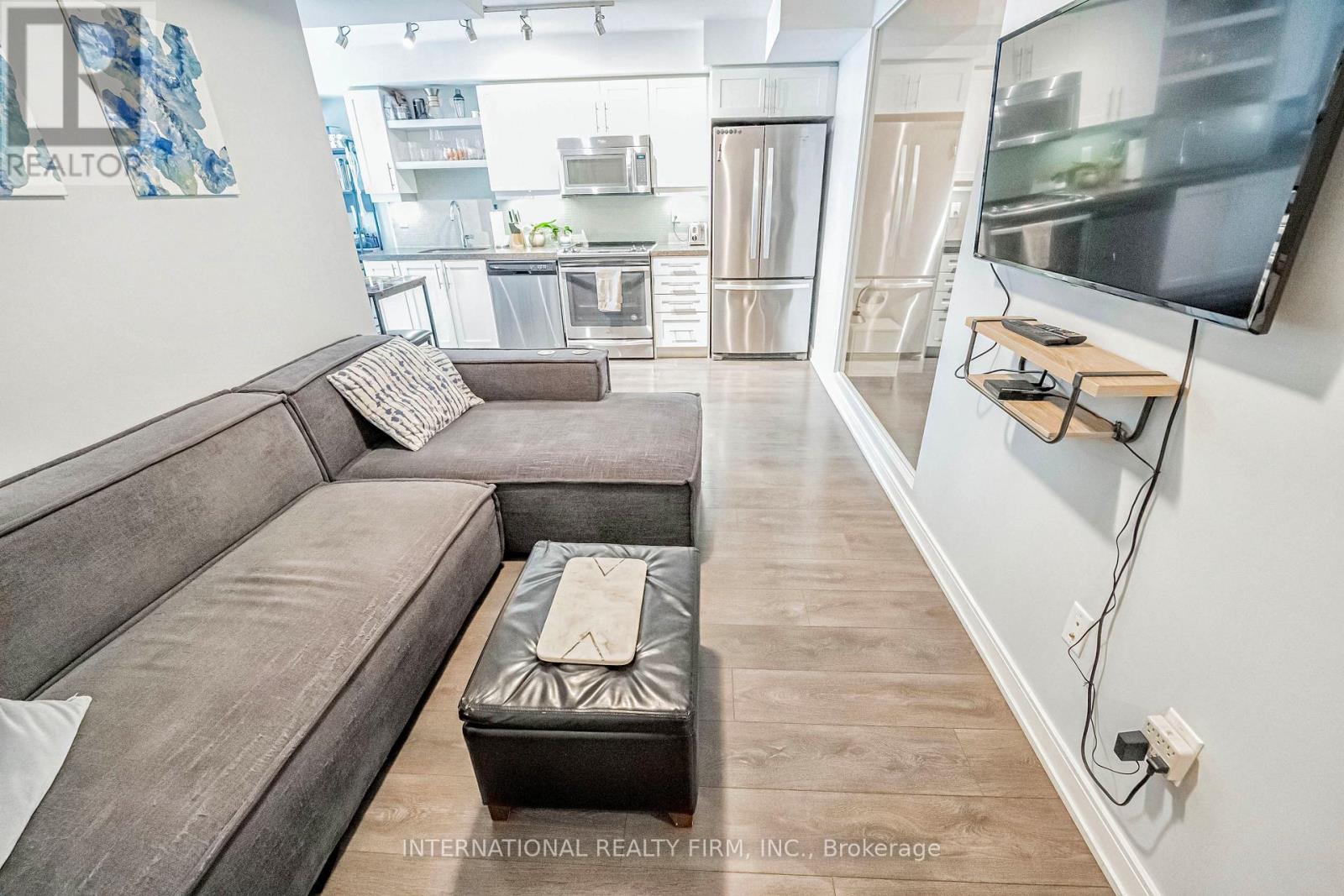 520 - 525 Adelaide Street W, Toronto, Ontario  M5V 0N7 - Photo 6 - C12143581