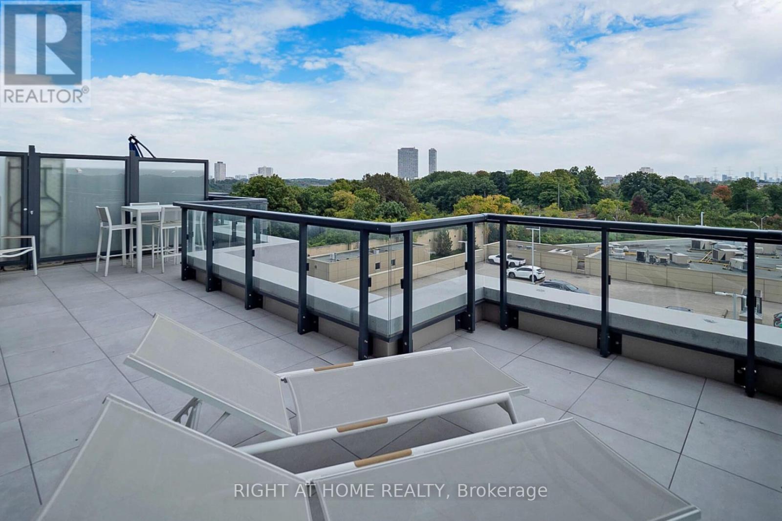 3101 - 30 Inn On The Park Drive, Toronto, Ontario  M3C 0P7 - Photo 42 - C12143643