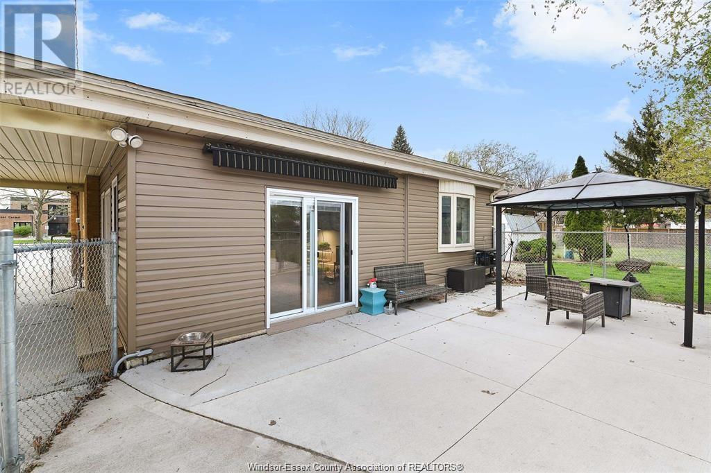 4388 Mount Royal Drive, Windsor, Ontario  N9C 2C4 - Photo 41 - 25011908