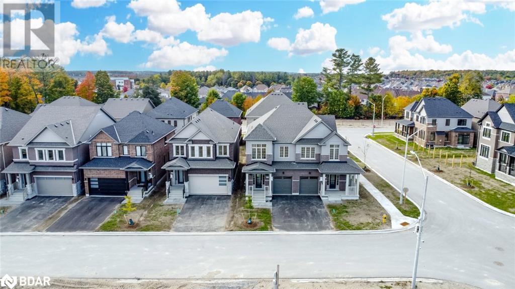 Property at 9 AMSTERDAM Drive image 3