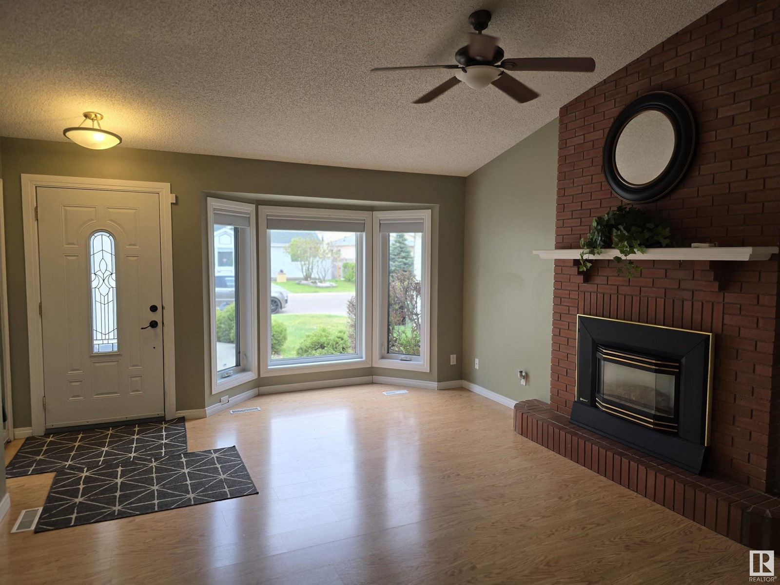 Property at 18916 78 AV NW image 3