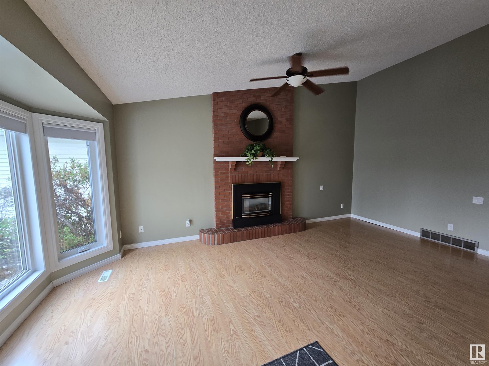 Property at 18916 78 AV NW image 5