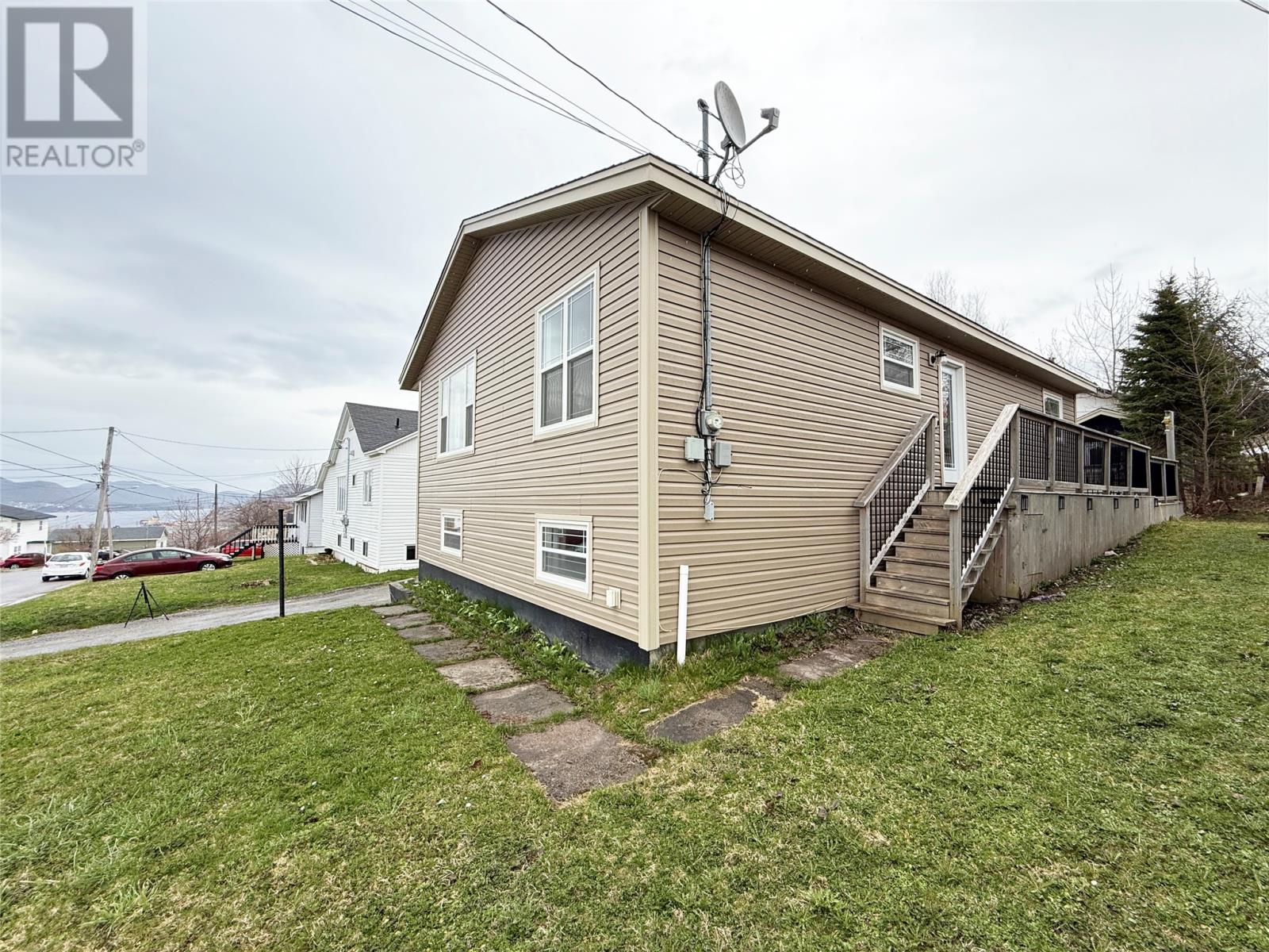 Property at 7 Mount Batten Road image 2