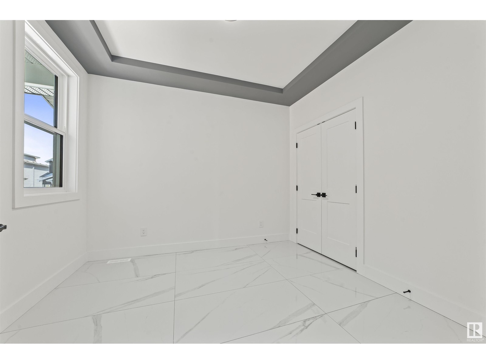 Property at #2642 63 AVE image 4