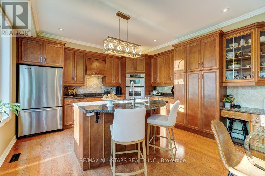 64 Button Crescent, Uxbridge, Ontario  L9P 1Z6 - Photo 11 - N12143582