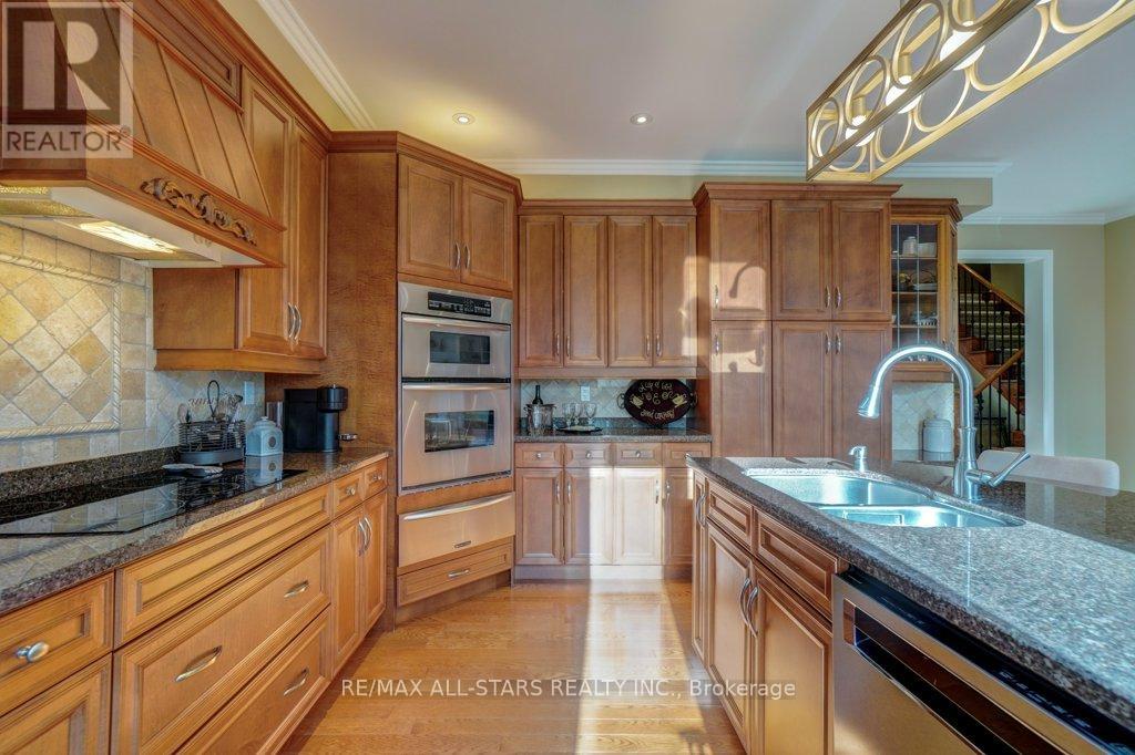 64 Button Crescent, Uxbridge, Ontario  L9P 1Z6 - Photo 12 - N12143582