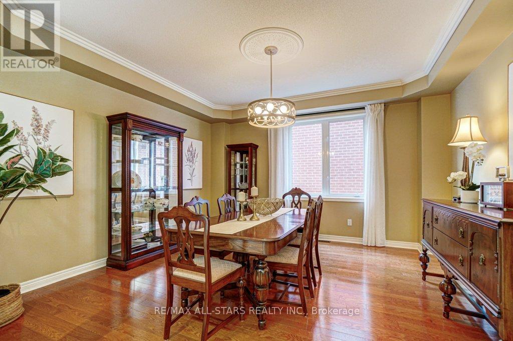 64 Button Crescent, Uxbridge, Ontario  L9P 1Z6 - Photo 6 - N12143582