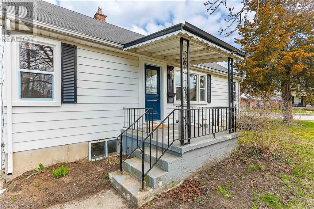 17 Hardy Avenue, Tillsonburg, Ontario  N4G 3W9 - Photo 4 - 40727695