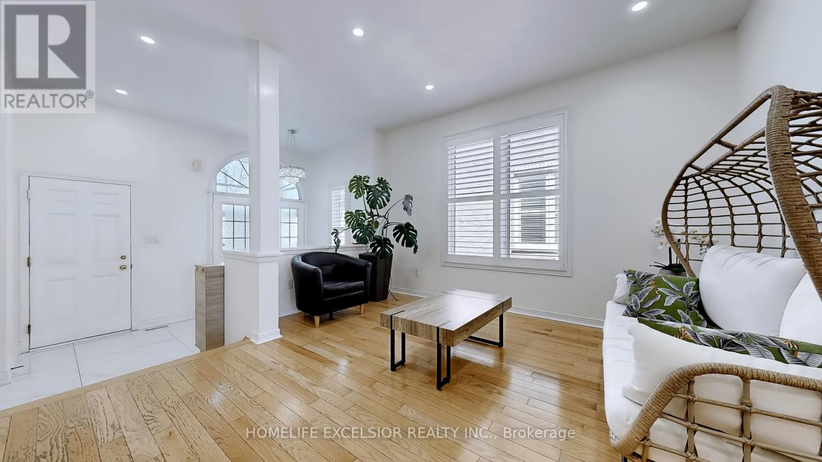 36 Cashmere Crescent, Markham, Ontario  L3S 4P8 - Photo 5 - N12143434