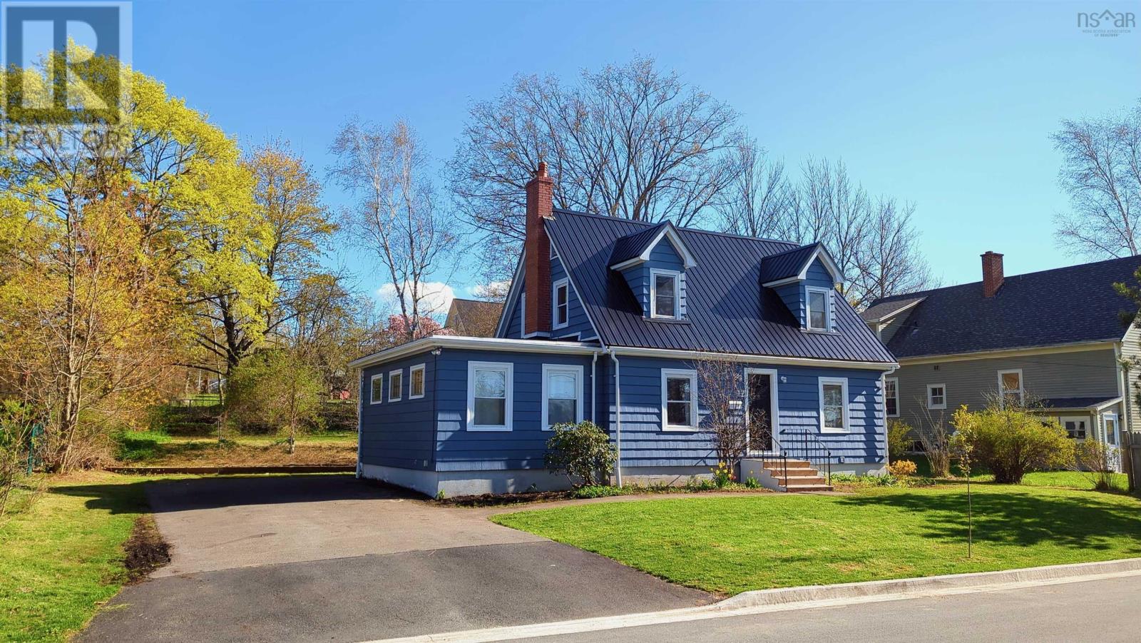 Property at 12 Fairfield Street image 3