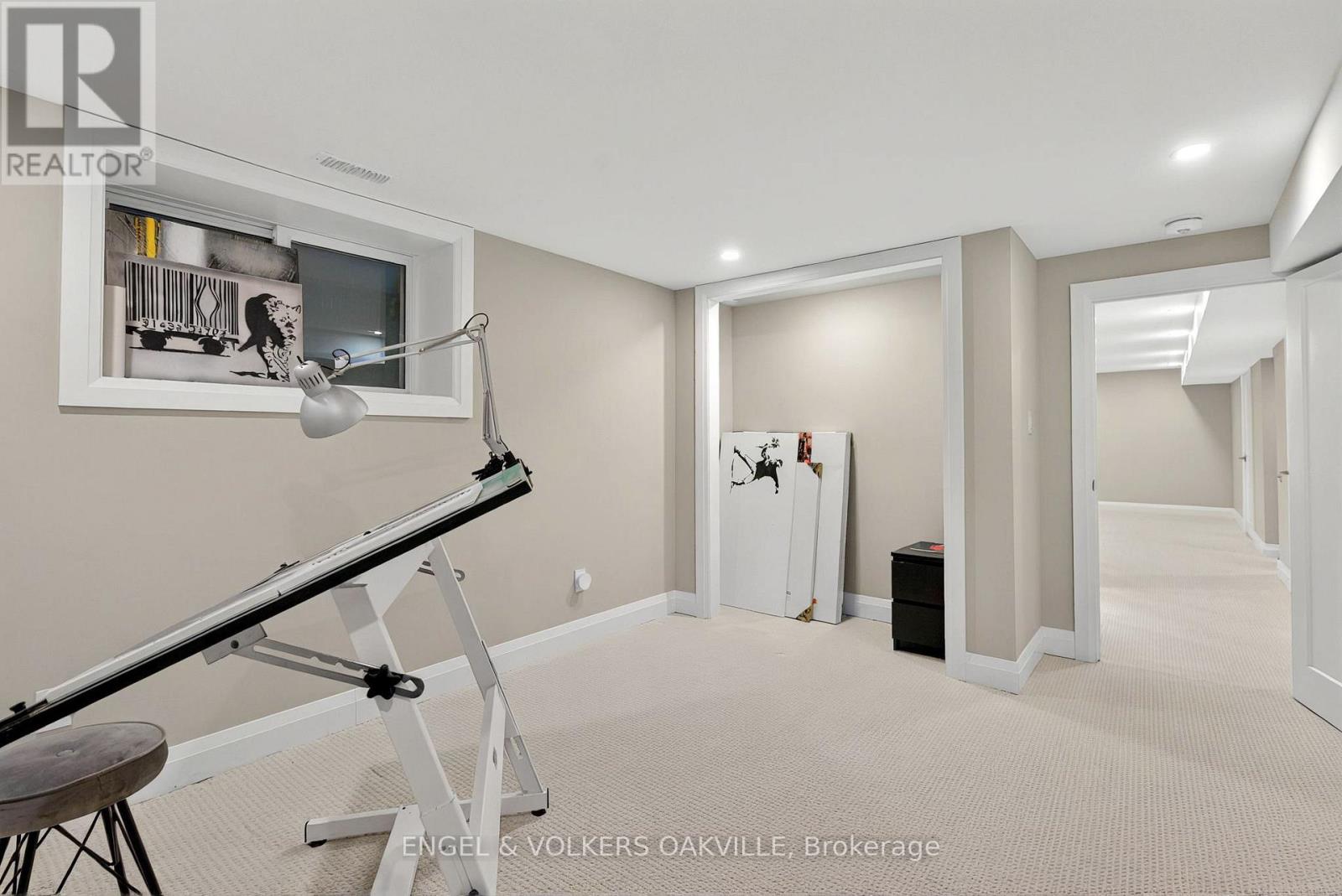 236 Burton Road, Oakville, Ontario  L6K 2K5 - Photo 40 - W12143584