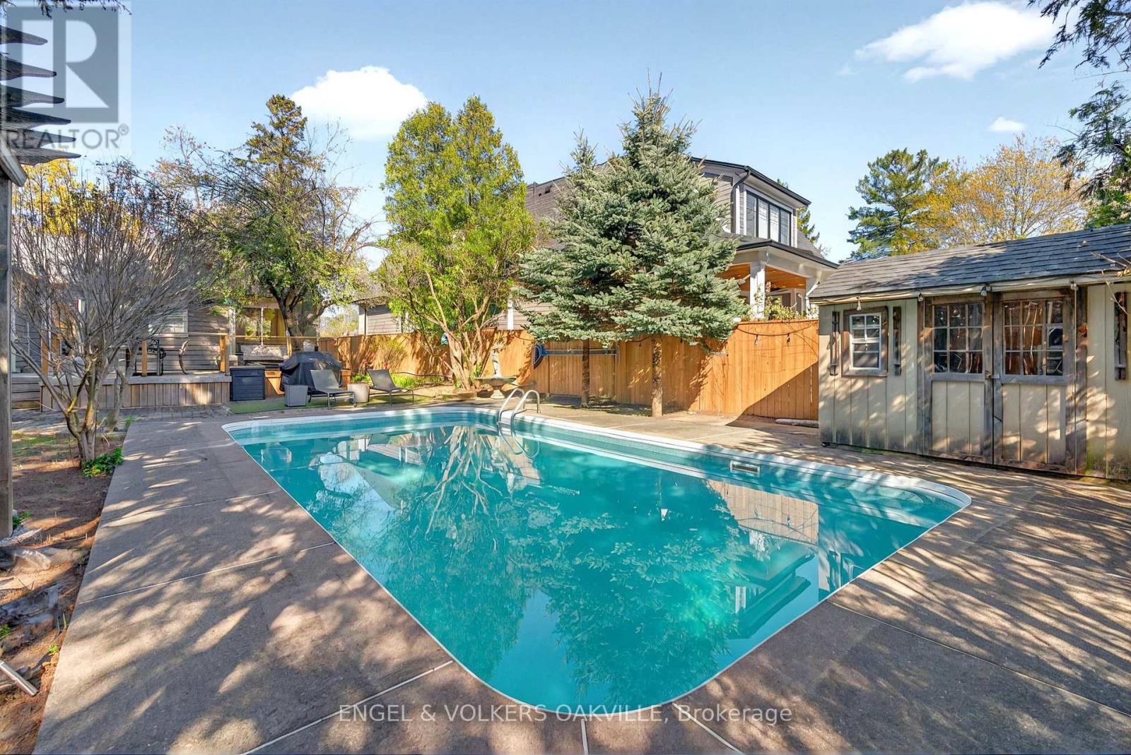 236 Burton Road, Oakville, Ontario  L6K 2K5 - Photo 49 - W12143584