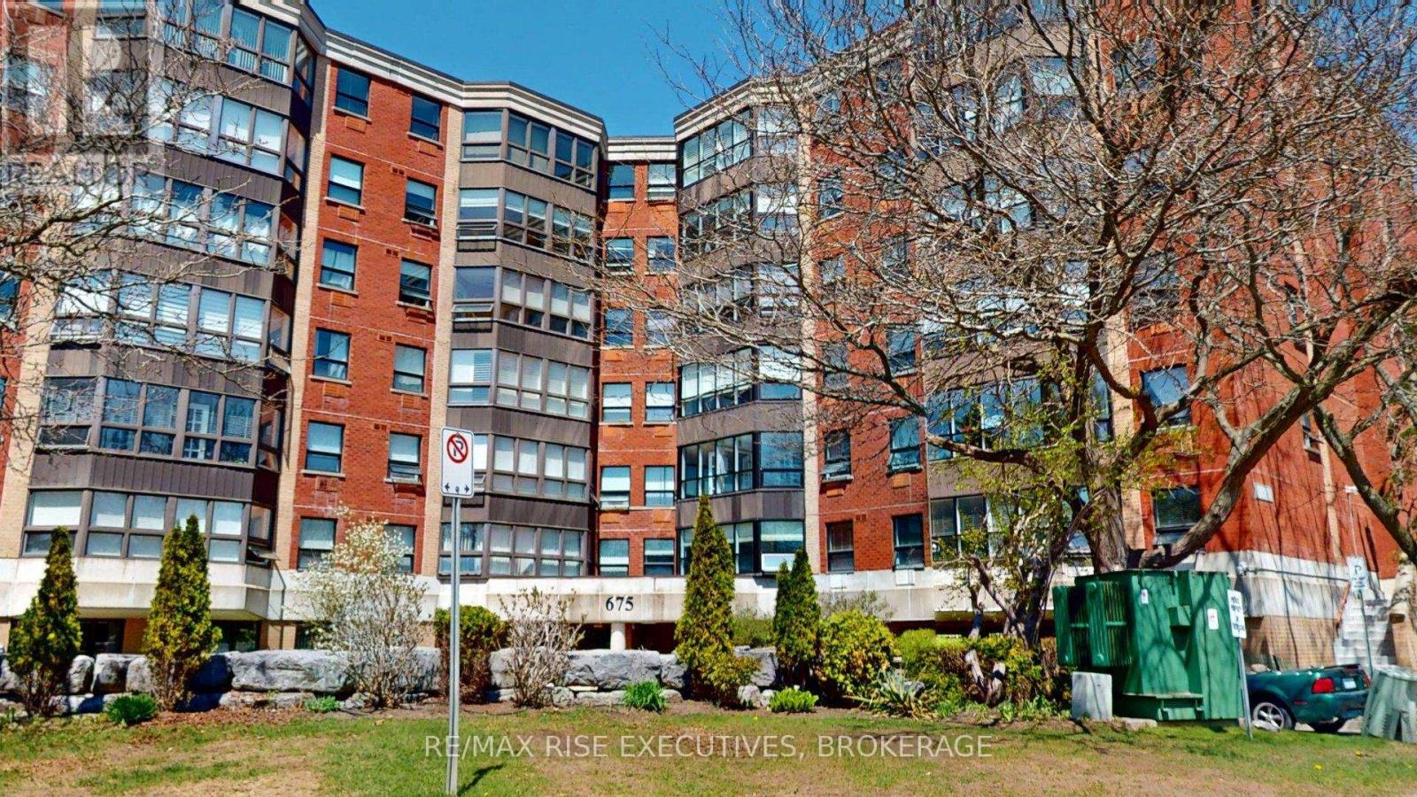 410 - 675 DAVIS DRIVE, kingston (east gardiners rd), Ontario