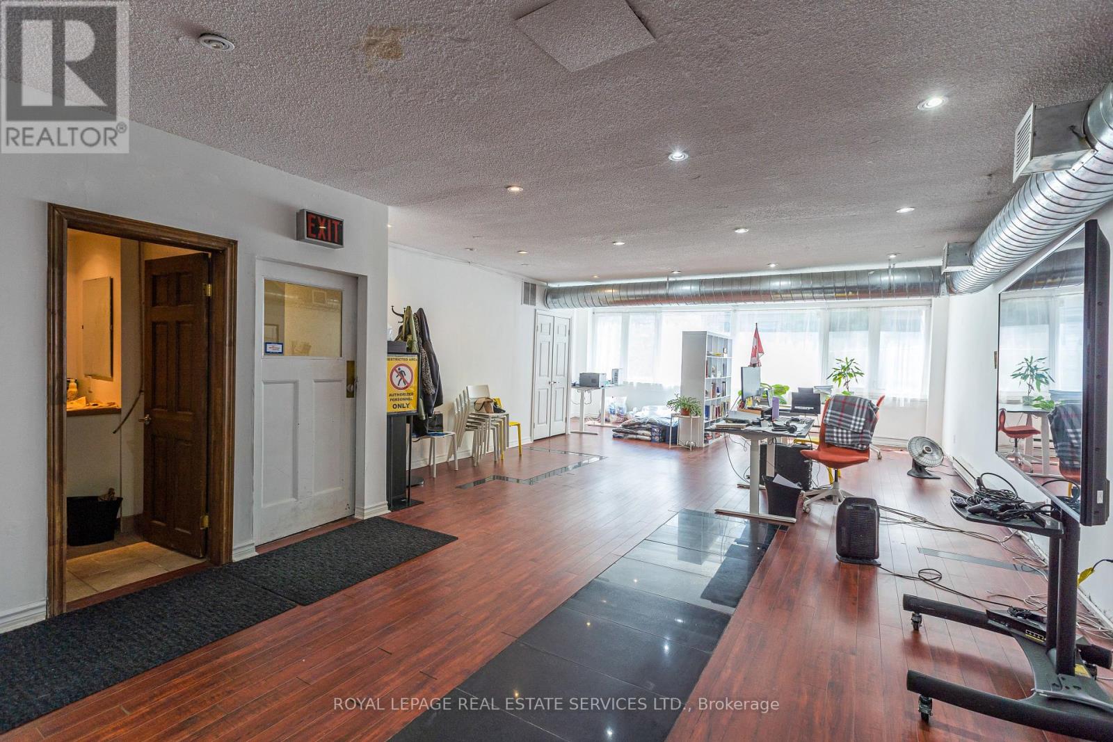 2 - 170 Eglinton Avenue E, Toronto, Ontario  M4P 1A6 - Photo 2 - C12053439