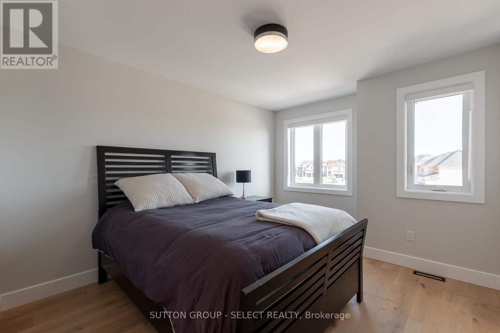 1600 Medway Park Drive, London North (North S), Ontario  N6G 3W1 - Photo 31 - X12143698