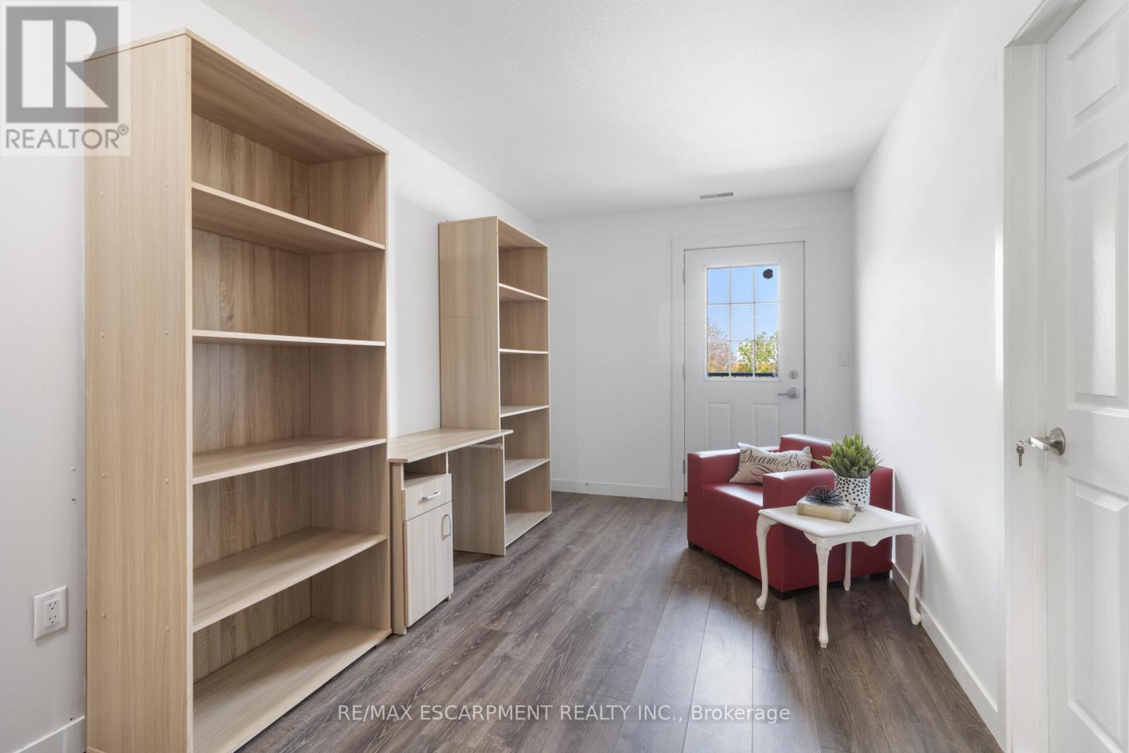 223 - 338 Albert Street, Waterloo, Ontario  N2L 3V1 - Photo 12 - X12143610
