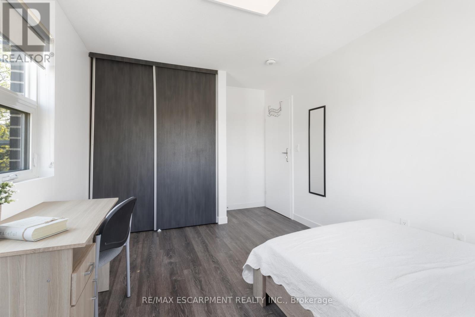 223 - 338 Albert Street, Waterloo, Ontario  N2L 3V1 - Photo 19 - X12143610