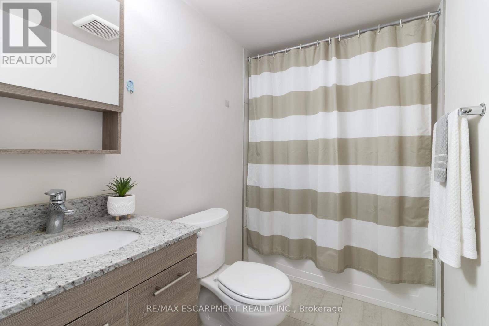 223 - 338 Albert Street, Waterloo, Ontario  N2L 3V1 - Photo 22 - X12143610
