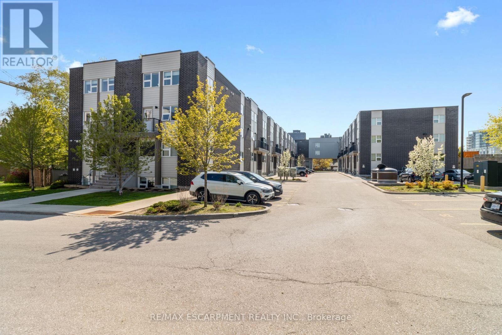 Property at 223 - 388 ALBERT STREET image 3