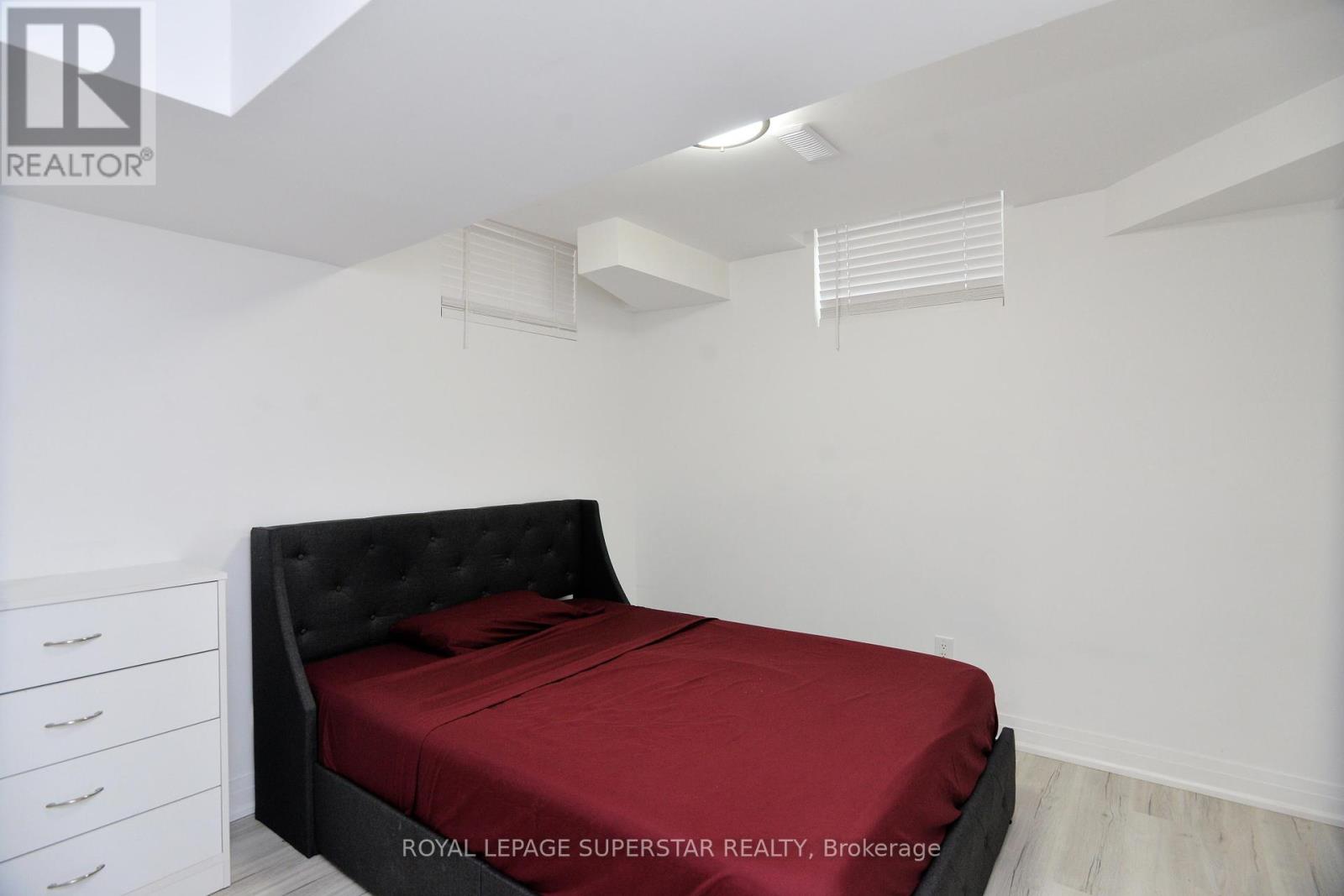 44 Browview Drive, Hamilton, Ontario  L0R 2H9 - Photo 22 - X12143641