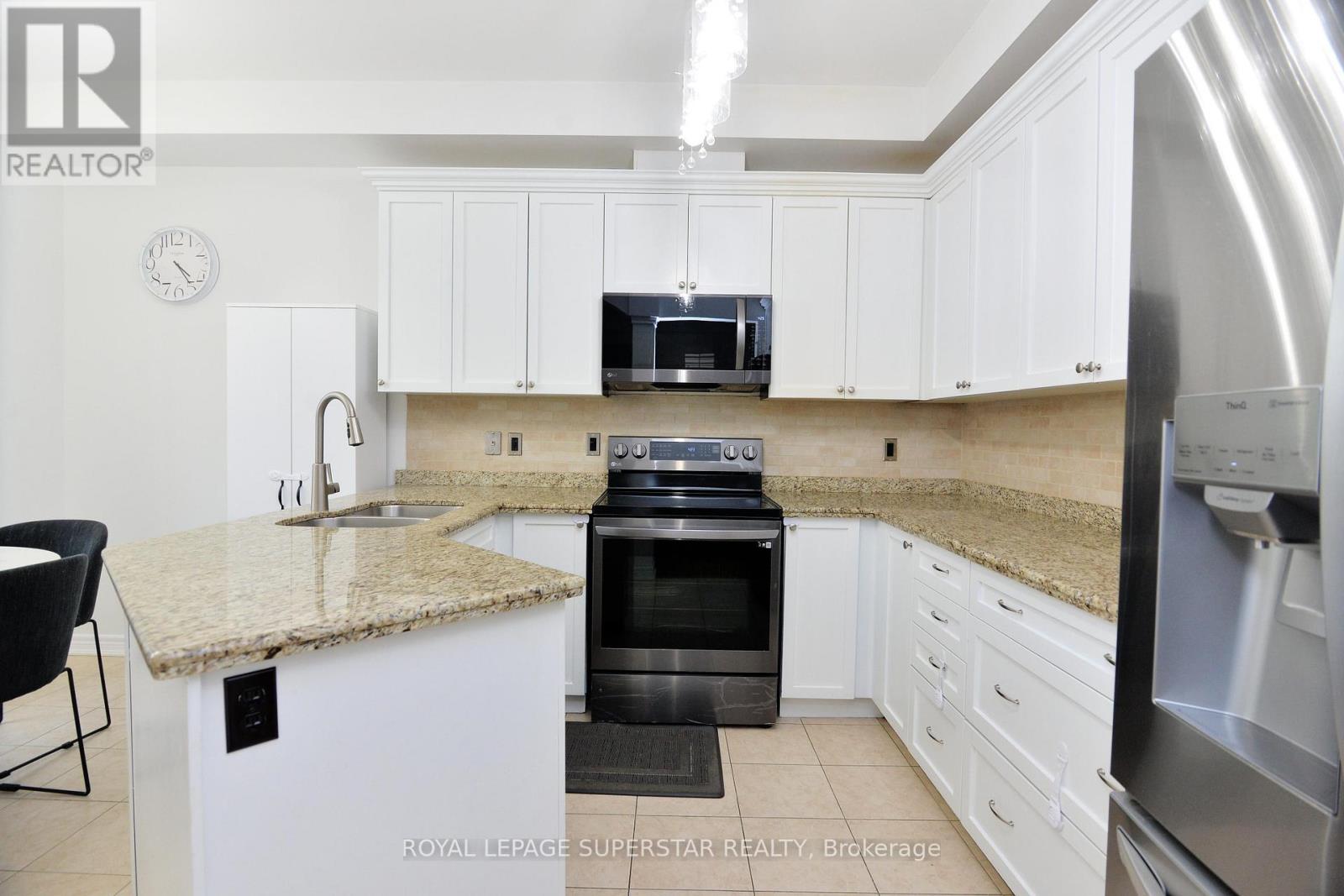 44 Browview Drive, Hamilton, Ontario  L0R 2H9 - Photo 31 - X12143641