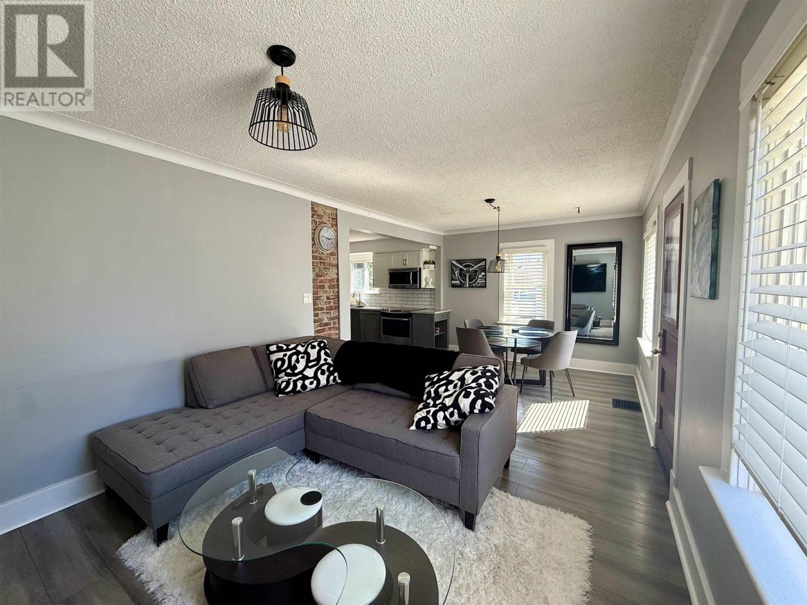 Property at 283 Rupert ST image 5