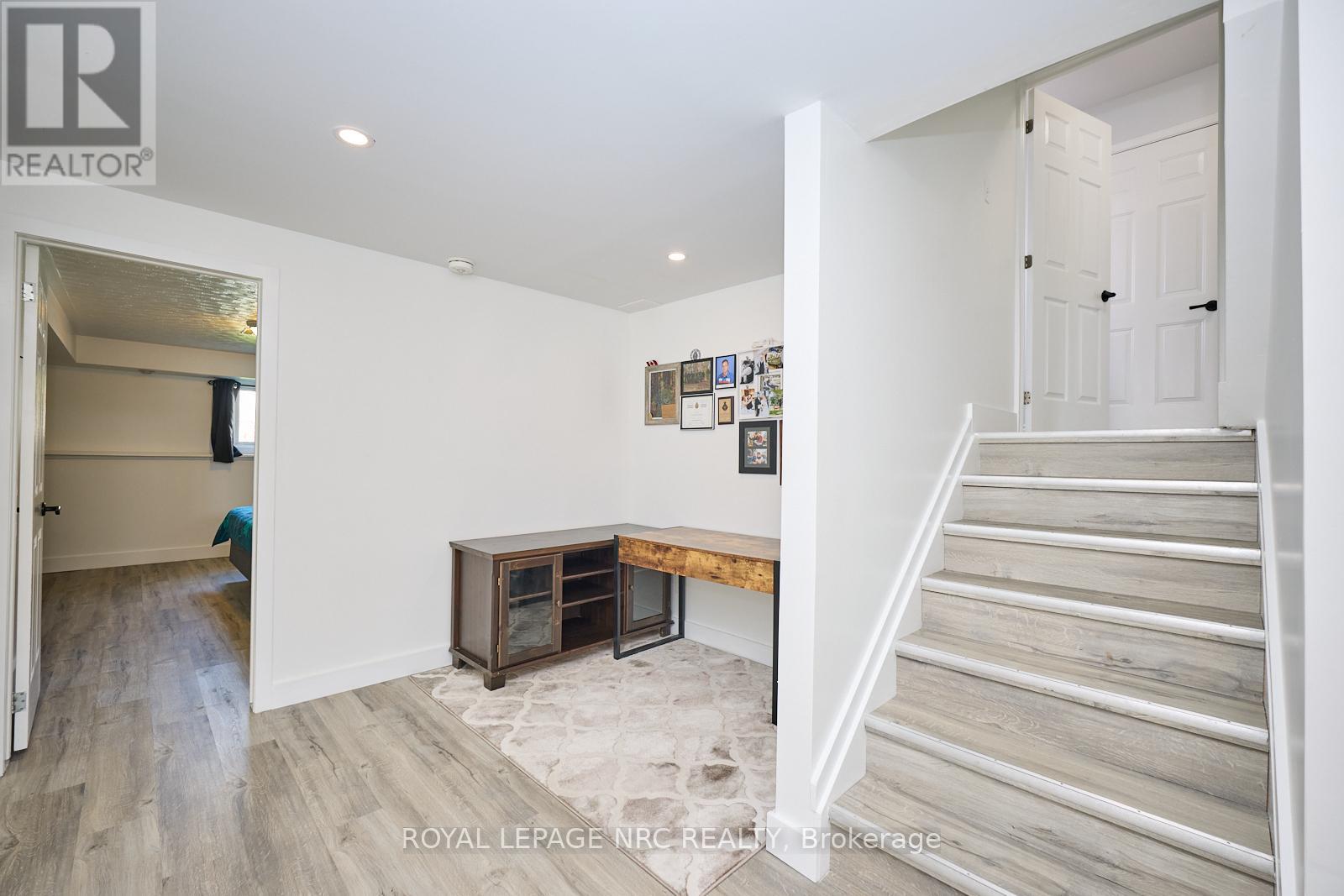 885 Clare Avenue, Welland, Ontario  L3C 7B9 - Photo 31 - X12143659