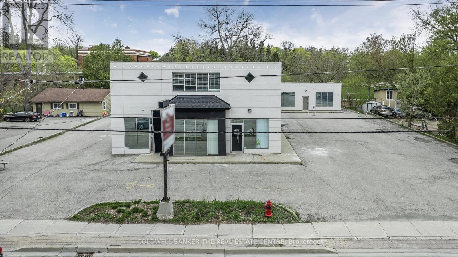 361 EAGLE STREET, Newmarket, Ontario