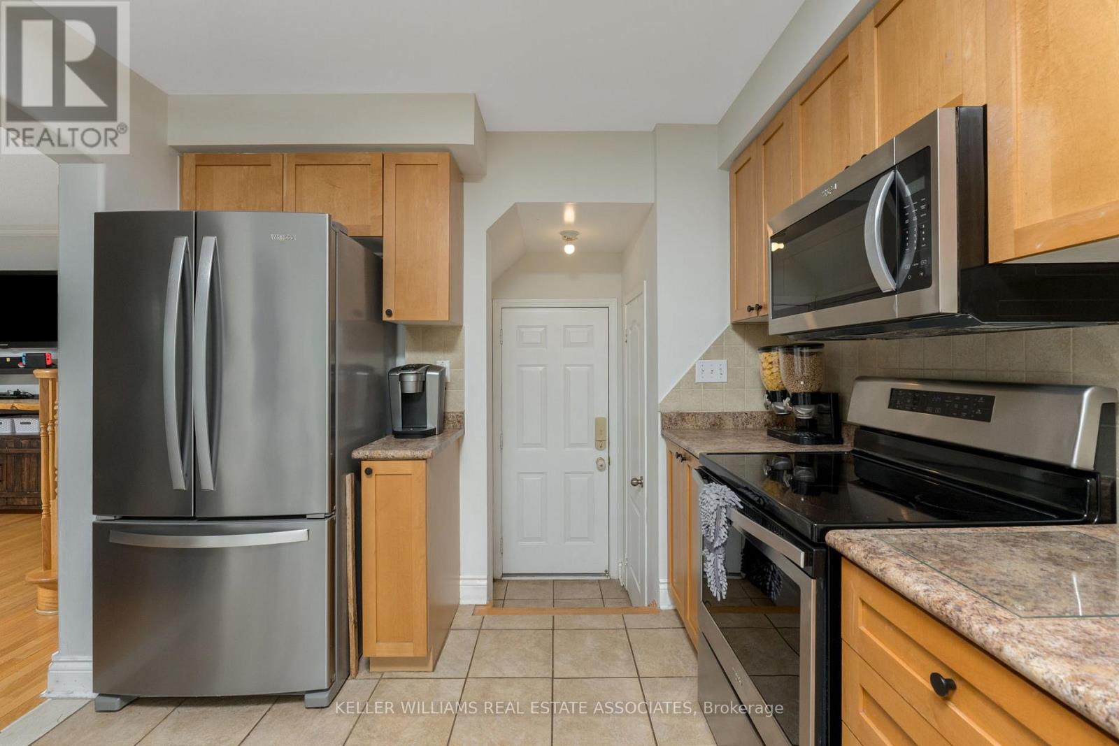 626 Hamilton Crescent, Milton (Be Beaty), Ontario  L9T 6G9 - Photo 15 - W12133339