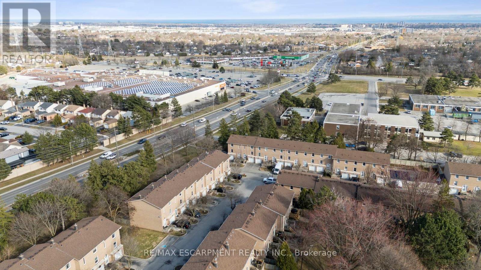 2187 Sandringham Drive, Burlington, Ontario  L7P 3E7 - Photo 48 - W12131078