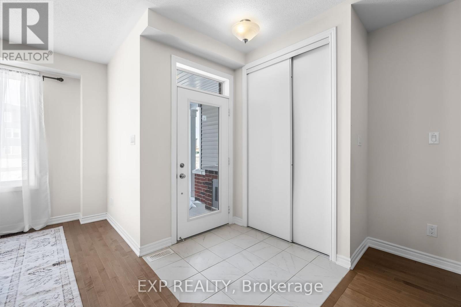 1074 Chapman Mills Drive, Ottawa, Ontario  K2J 6P5 - Photo 2 - X12143684