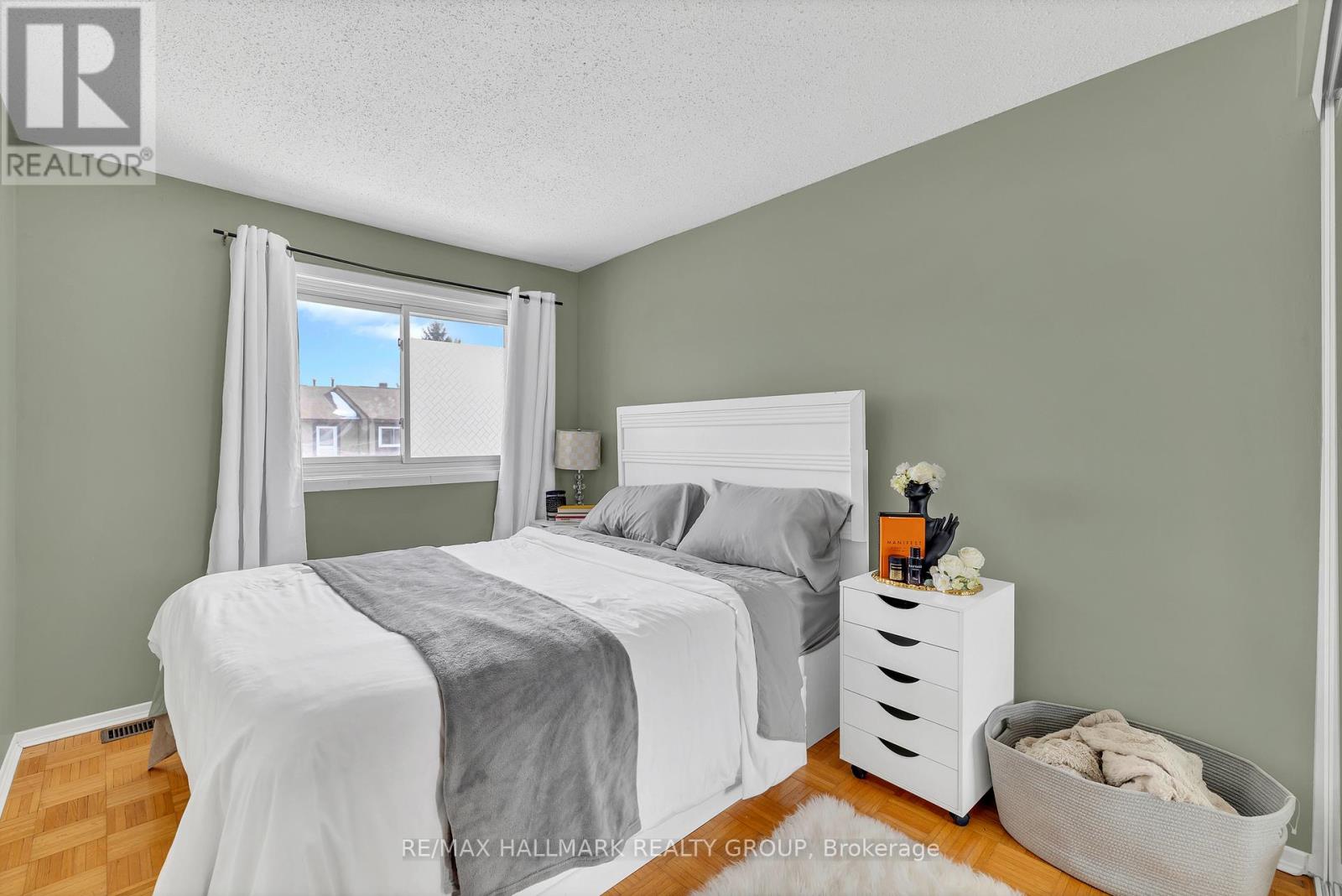 248 Temby Private, Ottawa, Ontario  K1T 2W5 - Photo 34 - X12143704