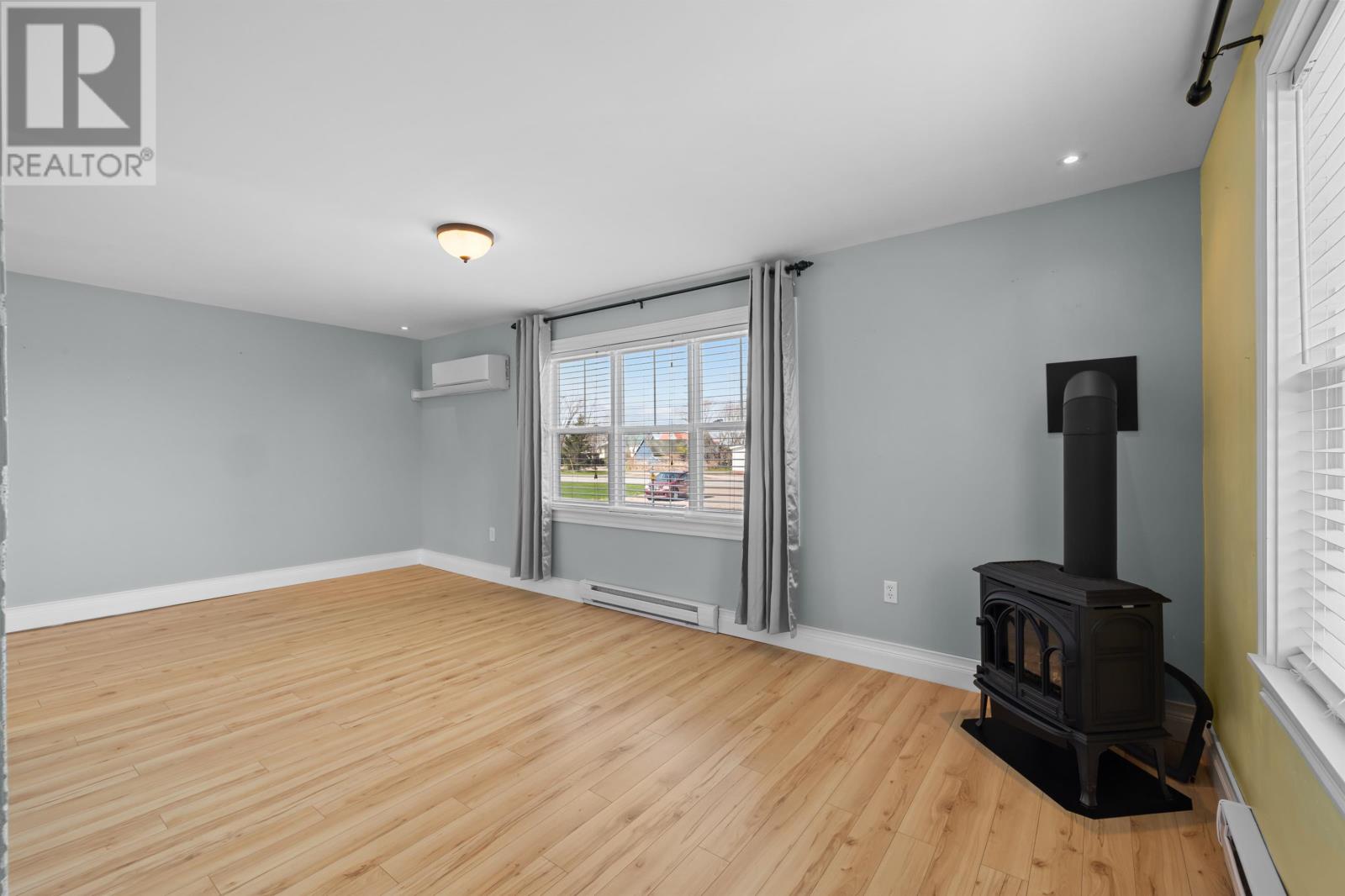 14 South Main Street, Mount Stewart, Prince Edward Island  C0A 1T0 - Photo 12 - 202509845