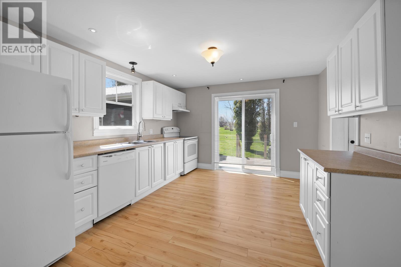14 South Main Street, Mount Stewart, Prince Edward Island  C0A 1T0 - Photo 20 - 202509845