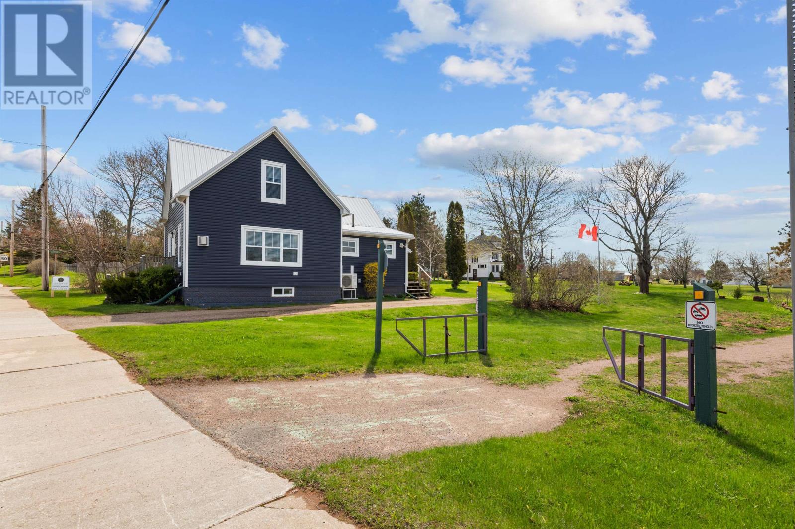 14 South Main Street, Mount Stewart, Prince Edward Island  C0A 1T0 - Photo 7 - 202509845