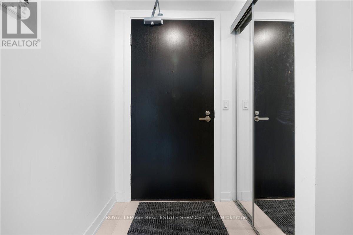 911 - 501 Yonge Street, Toronto, Ontario  M4Y 0G8 - Photo 6 - C12143666