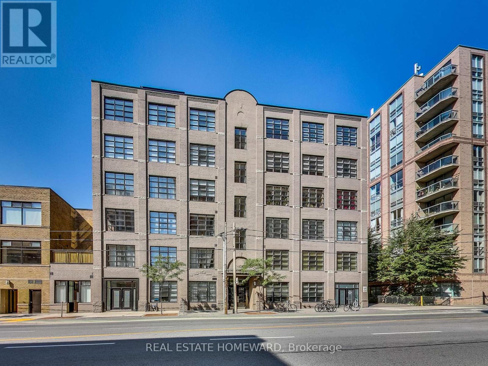 405 - 90 Sherbourne Street, Toronto, Ontario  M5A 2R1 - Photo 1 - C12143683