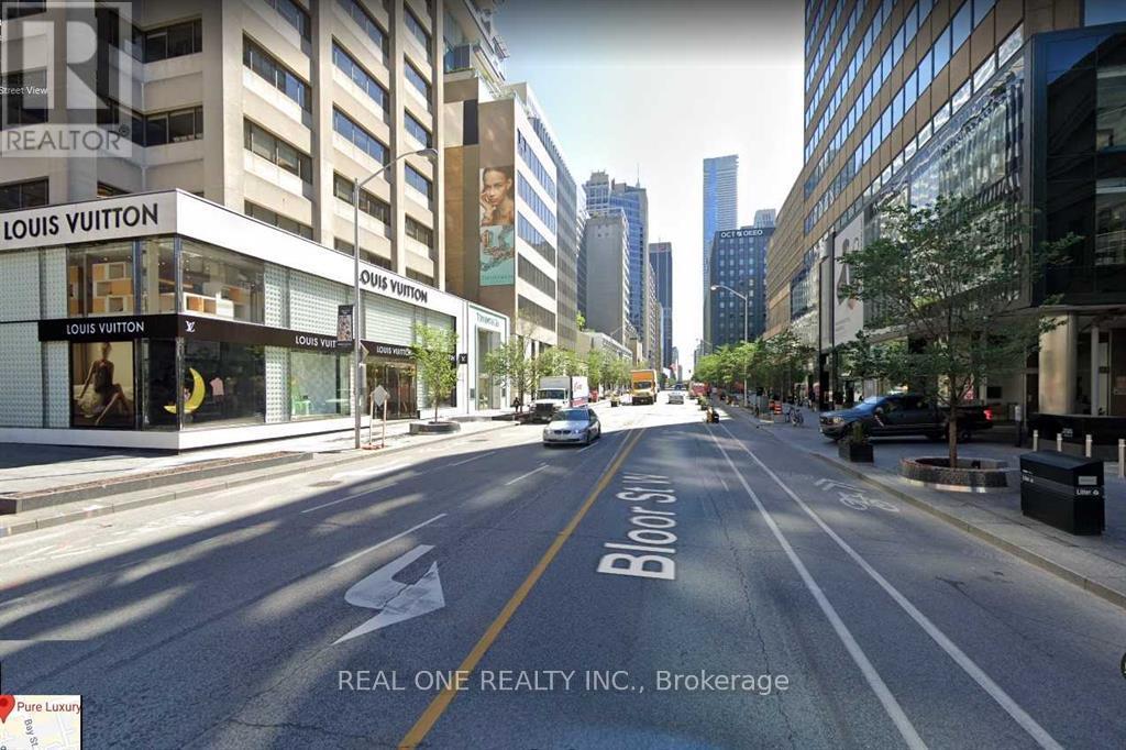 Ph03 - 65 St Mary Street, Toronto, Ontario  M5S 0A6 - Photo 40 - C12143712