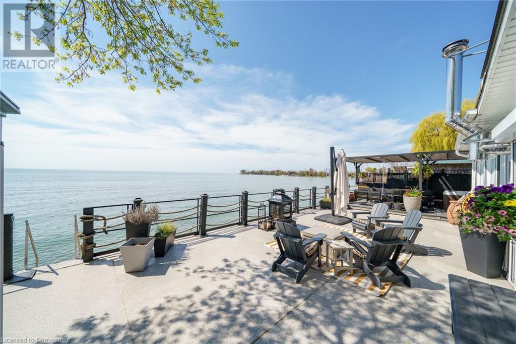 Property at 1200 LAKESHORE Road image 4