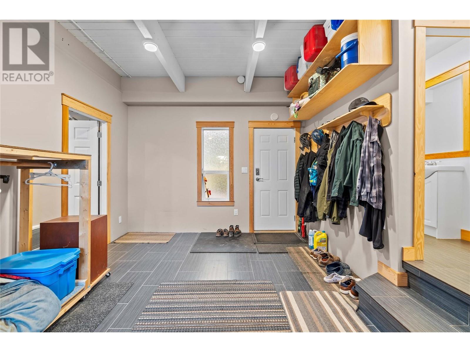 1461 16 Street Ne, Salmon Arm, British Columbia  V1E 2T8 - Photo 50 - 10331603
