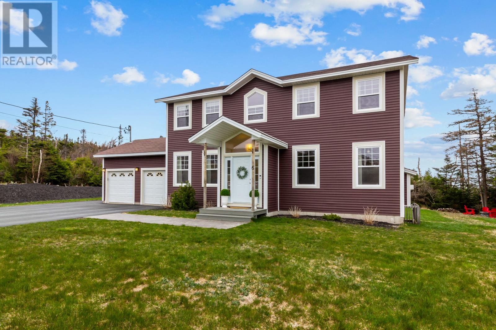 Property at 6 Rustys Loop image 1