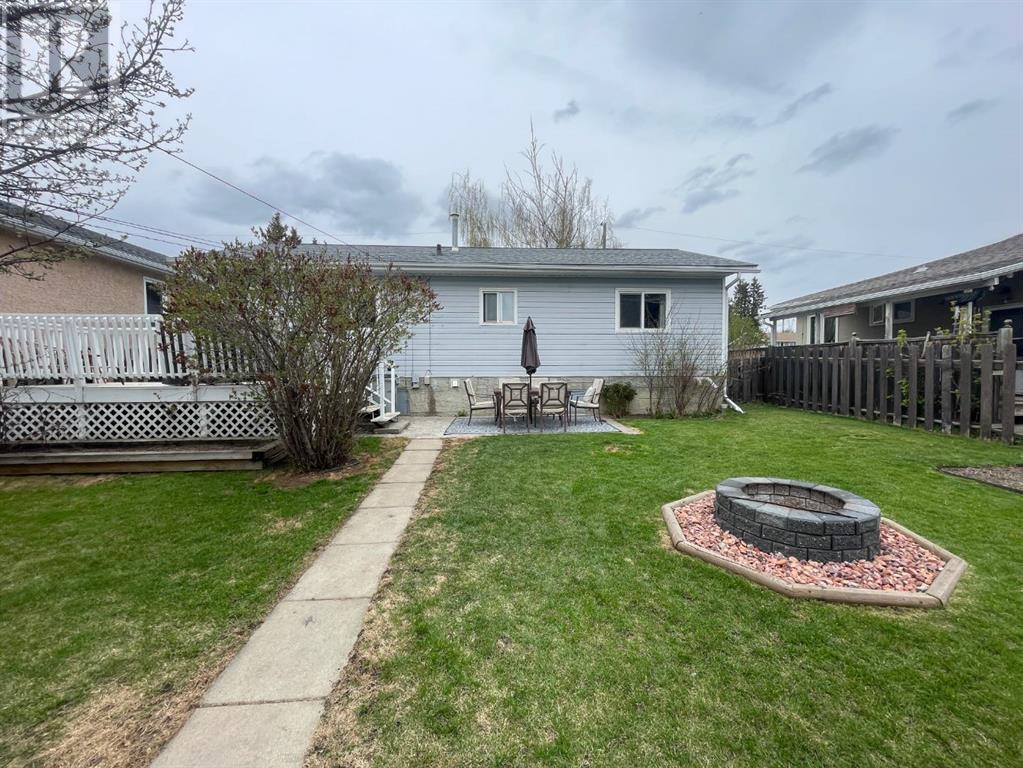 4435 5 Avenue, Edson, Alberta  T7E 1B9 - Photo 2 - A2220042