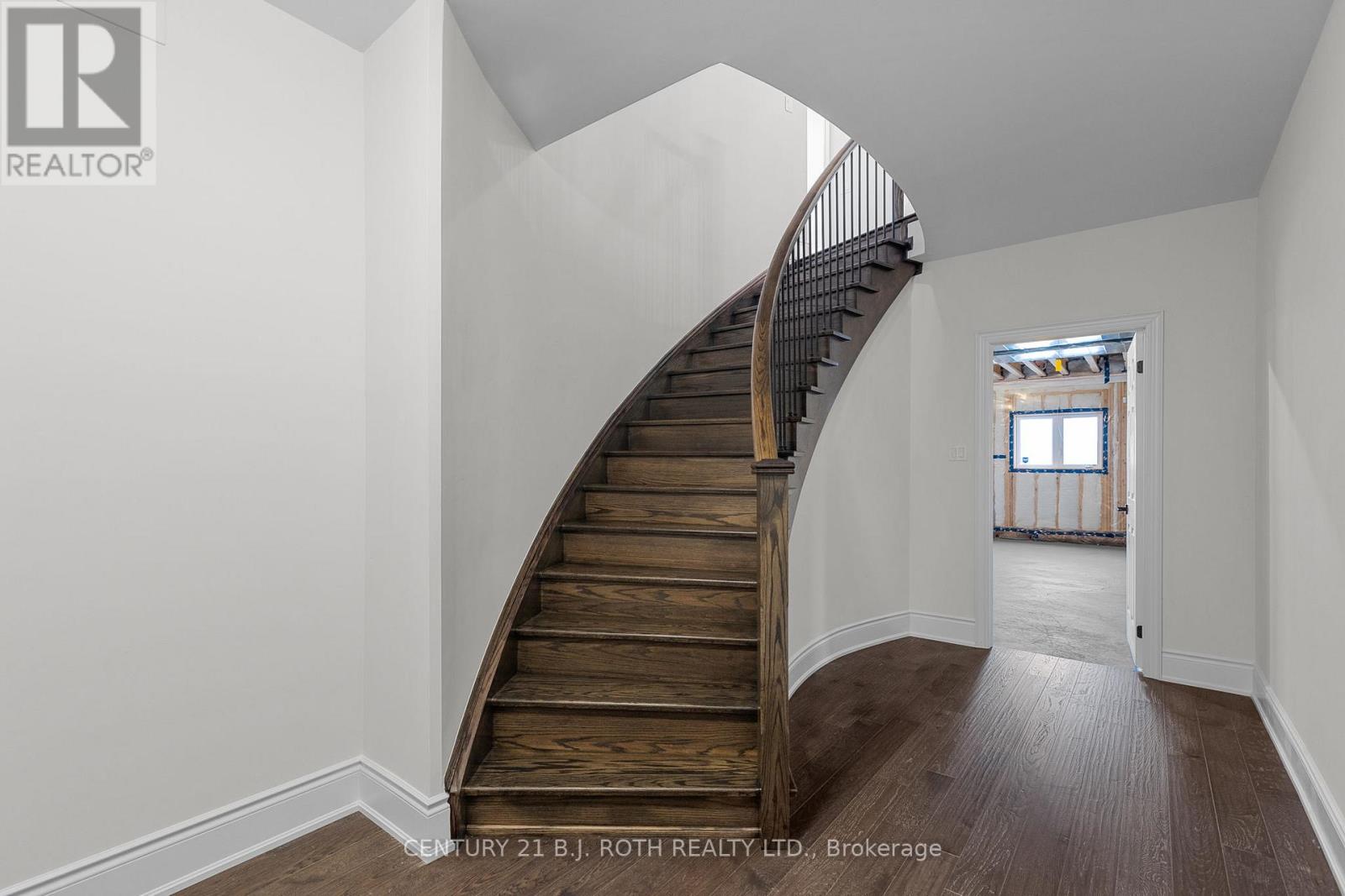 53 Sanford Circle, Springwater, Ontario  L9X 2A9 - Photo 28 - S12143674