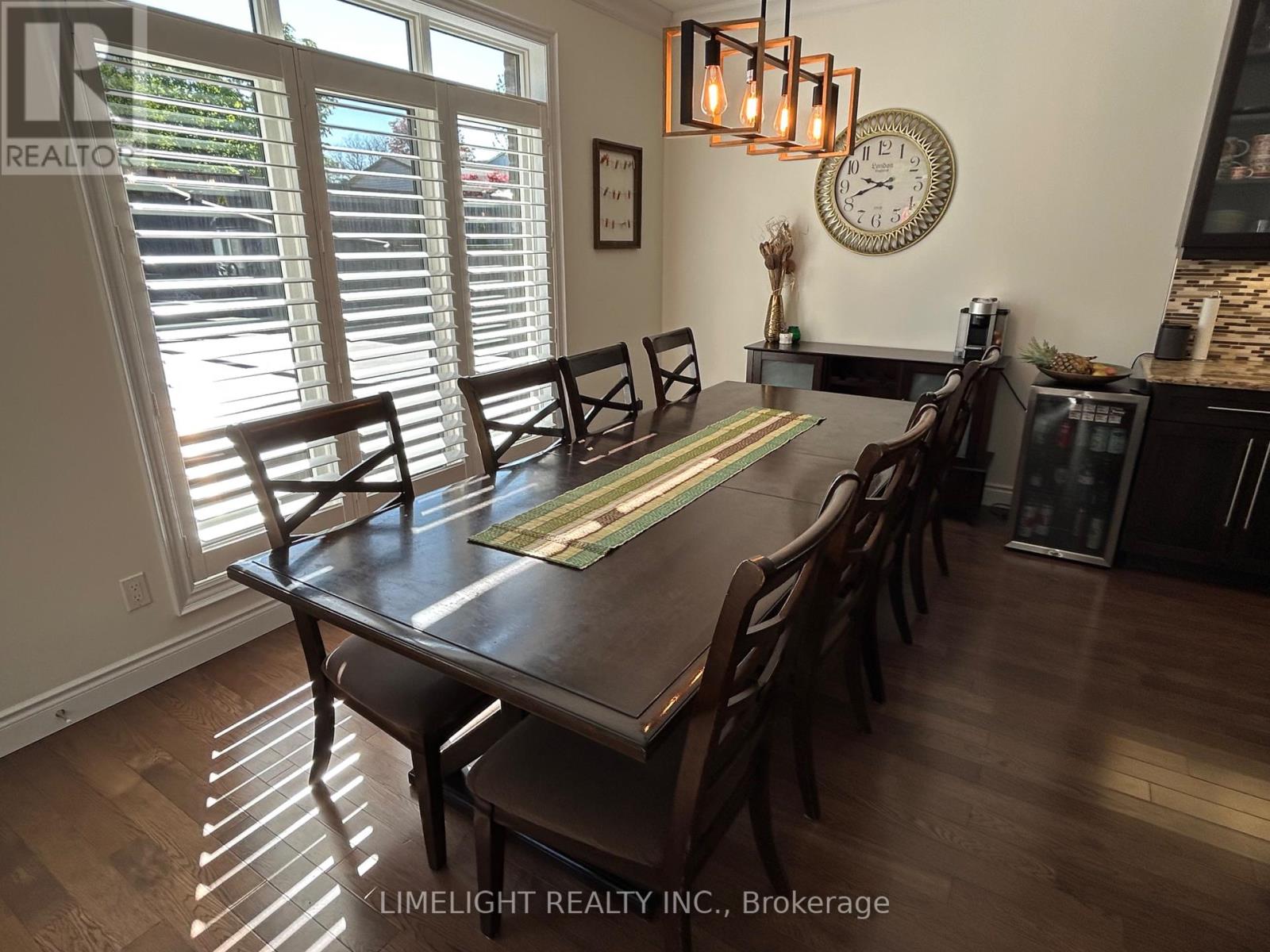 1896 Jubilee Drive, London North (North E), Ontario  N6G 0H6 - Photo 13 - X12143615