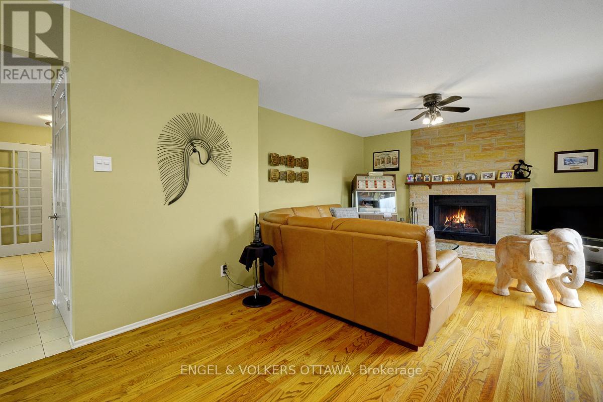 59 Charing Road, Ottawa, Ontario  K2G 4G3 - Photo 19 - X12134017