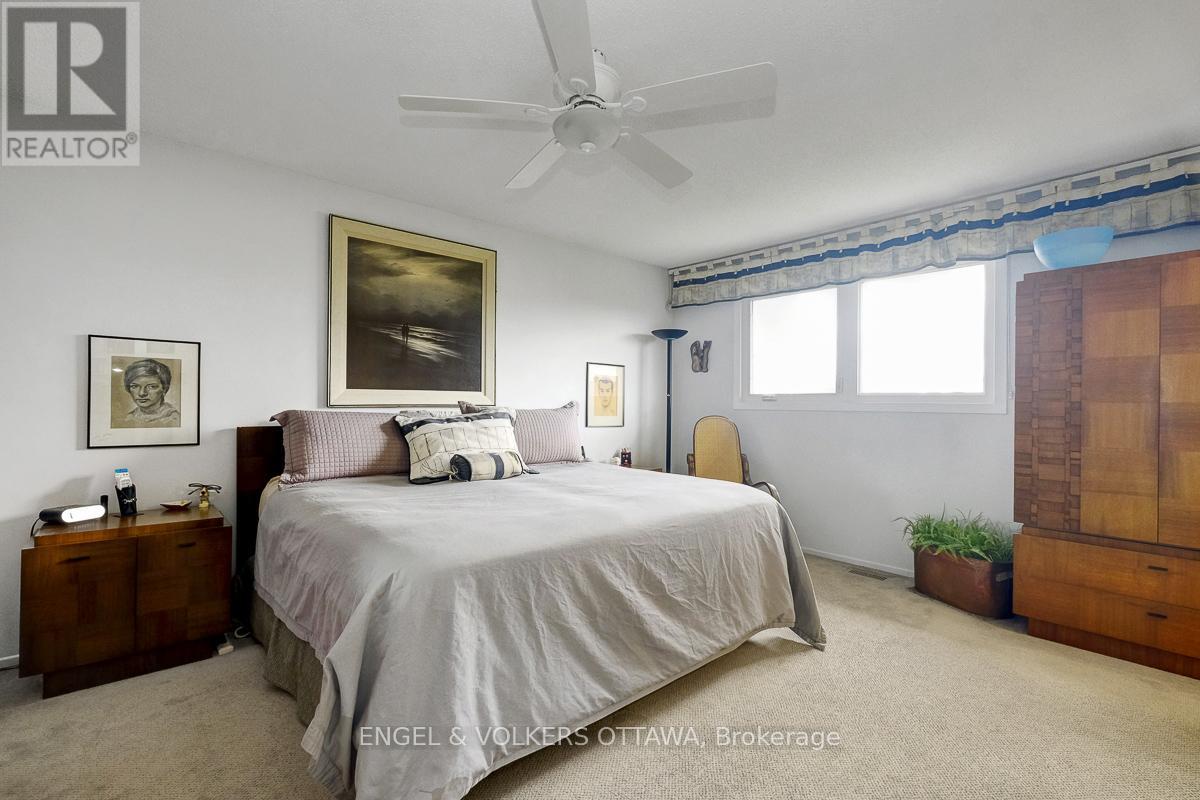 59 Charing Road, Ottawa, Ontario  K2G 4G3 - Photo 29 - X12134017