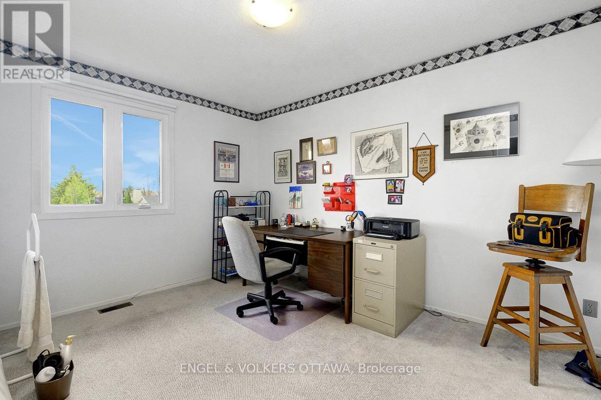 59 Charing Road, Ottawa, Ontario  K2G 4G3 - Photo 34 - X12134017