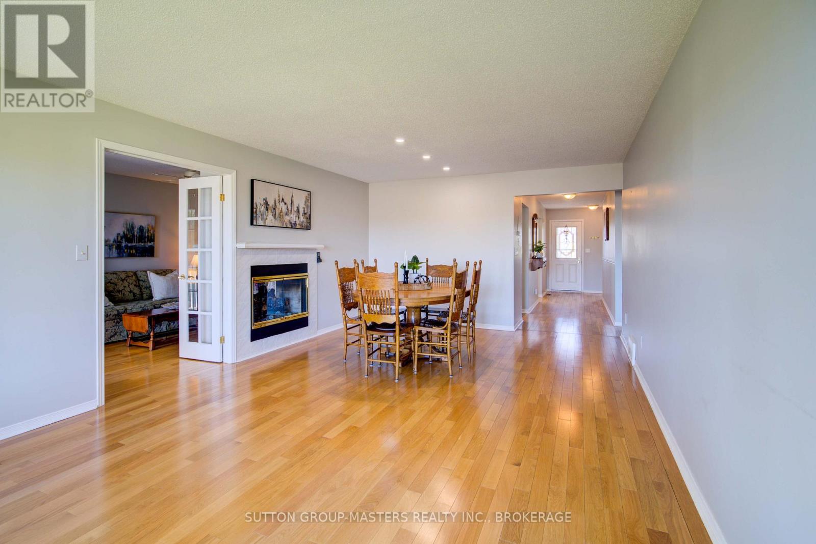 14 Abbey Dawn Drive, Loyalist, Ontario  K0H 1G0 - Photo 13 - X12143835