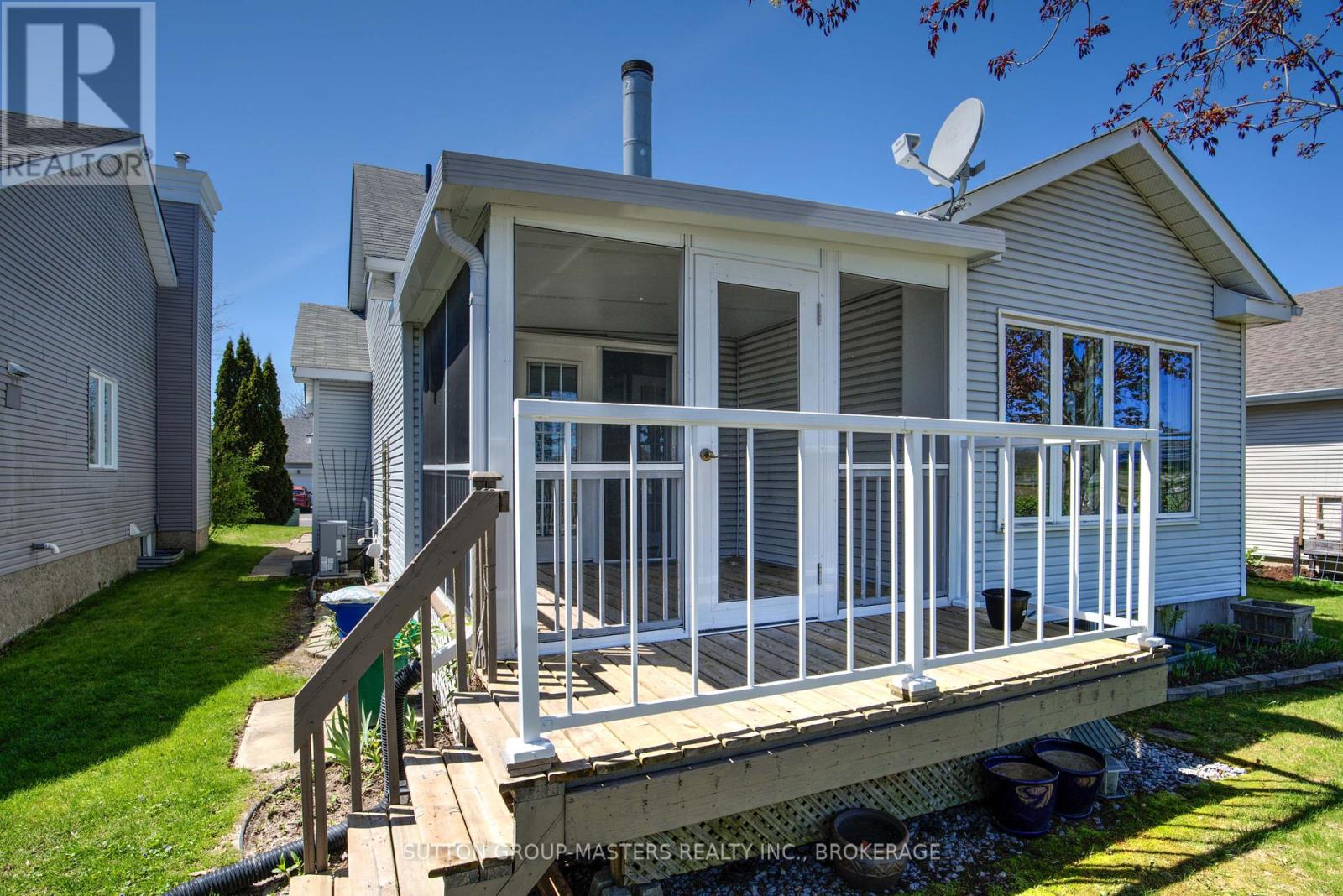 14 Abbey Dawn Drive, Loyalist, Ontario  K0H 1G0 - Photo 38 - X12143835